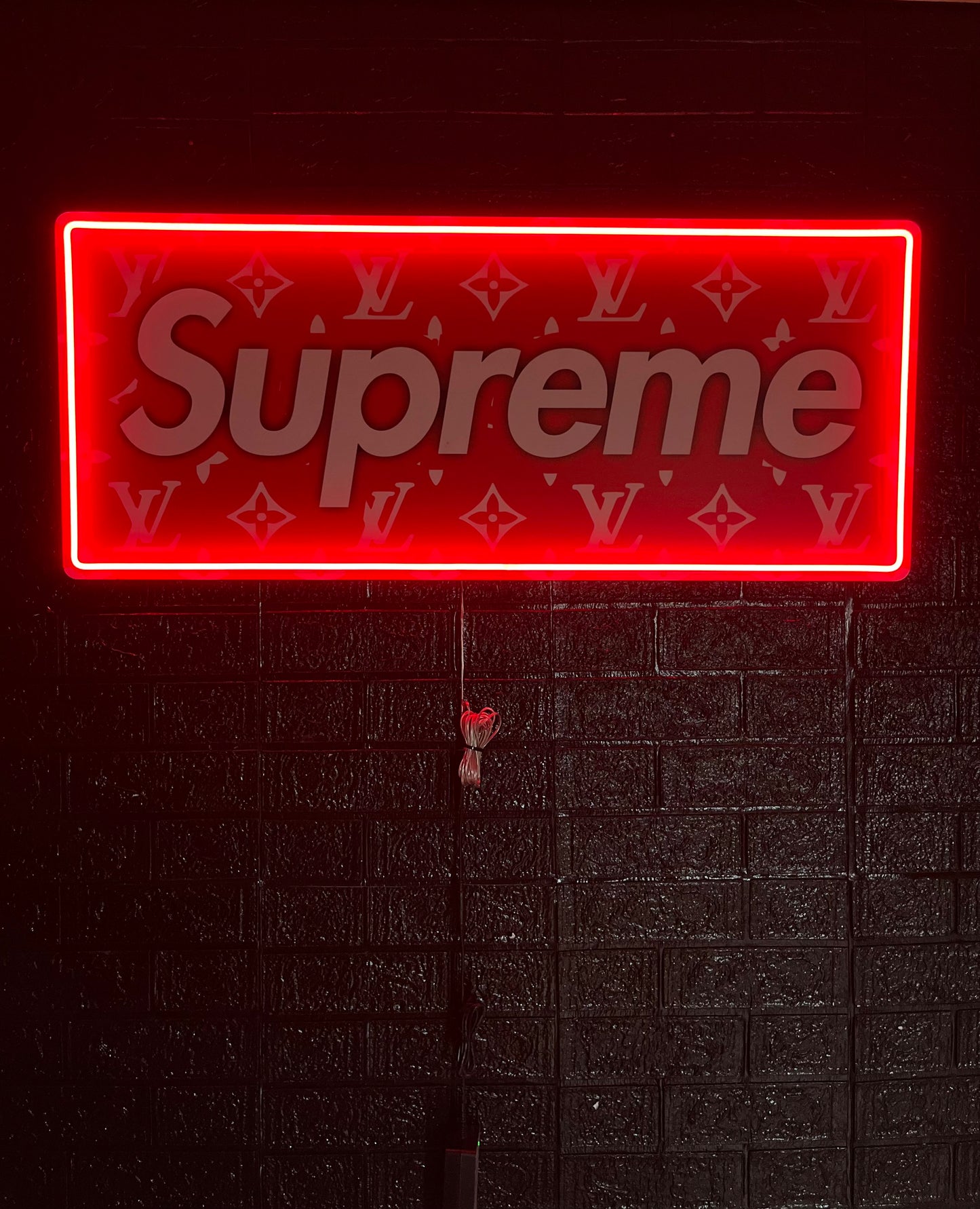 Banner - Supreme LV
