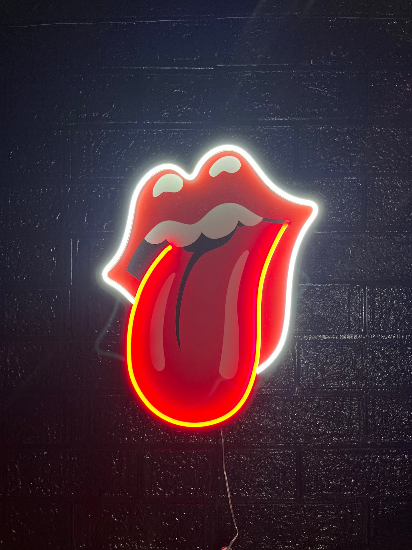 Scritte & Loghi - Lingua RStone